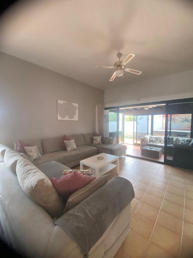 Casa Orilla! Beautiful Private Holiday Villa With Hot Tub 拉·奥利瓦 外观 照片